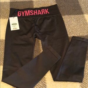 Gymshark fit mid rise legging- charcoal/hyperpink